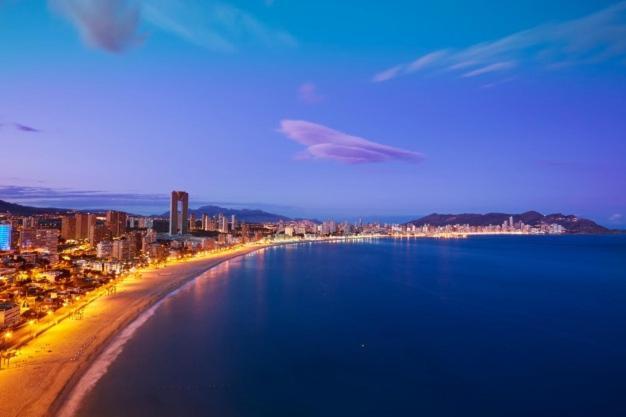 Sunset Waves Benidorm By Mar Holidays Buitenkant foto